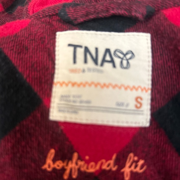 TnA ‘Boyfriend Fit’ Hooded Plaid Shirt - Picture 3 of 3